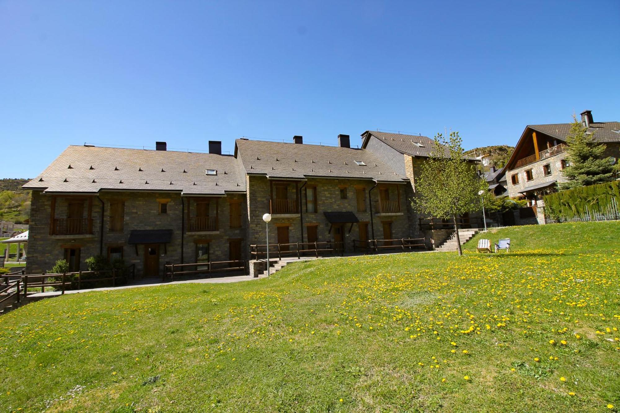 Villa Nuria Tramacastilla de Tena Exteriör bild